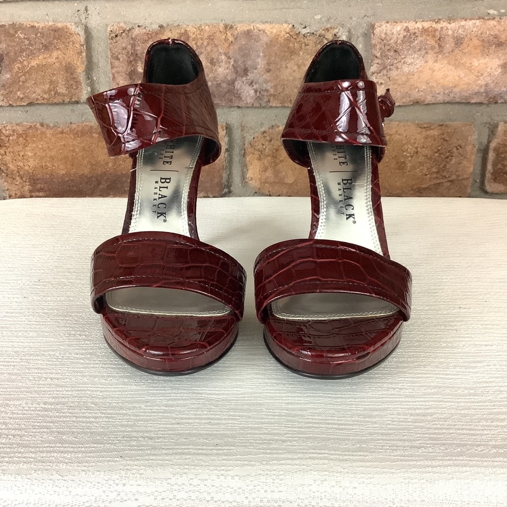 WHITE HOUSE/BLACK MARKET “Paula” Burgundy Heels - Picture 3 of 12